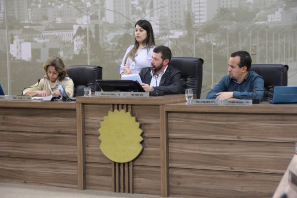 Vereadores aprovam projetos que garantem melhorias 