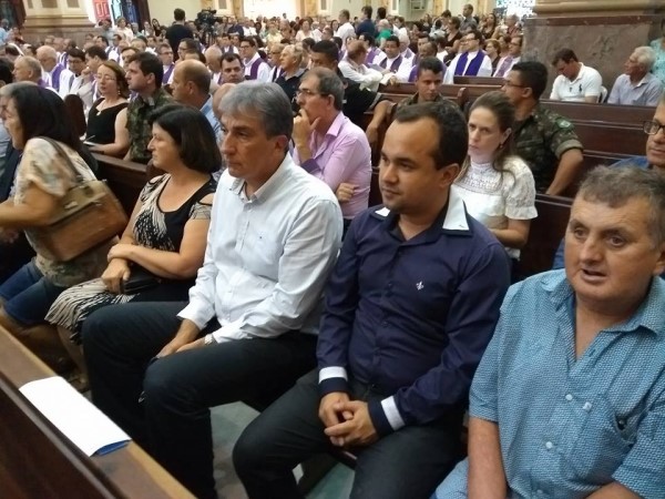 Vereadores participam da missa de exéquias de Dom Ricardo